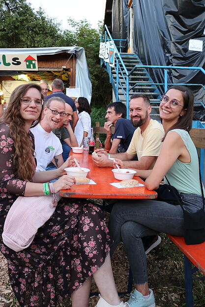 Gute Stimmung beim Eberbacher Gassenfest – so schön war der Samstag