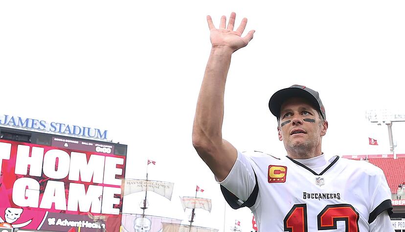 Mit Tom Brady hat der erfolgreichste Quarterback der NFL-Geschichte seine Karriere beendet. Mit Tom Brady hat der erfolgreichste Quarterback der NFL-Geschichte seine Karriere beendet.