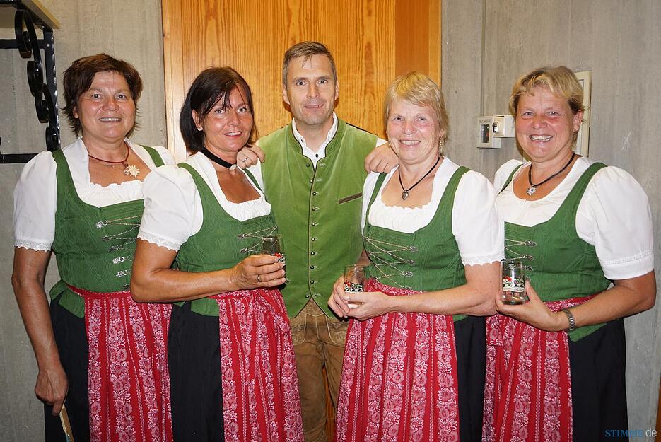 Wahl der Hohenloher Weinkönigin in Criesbach - STIMME.de