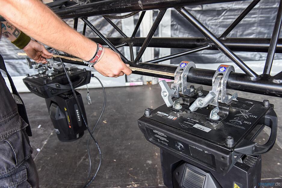 Aufbauarbeiten bei Haigern live Aufbauarbeiten bei Haigern live