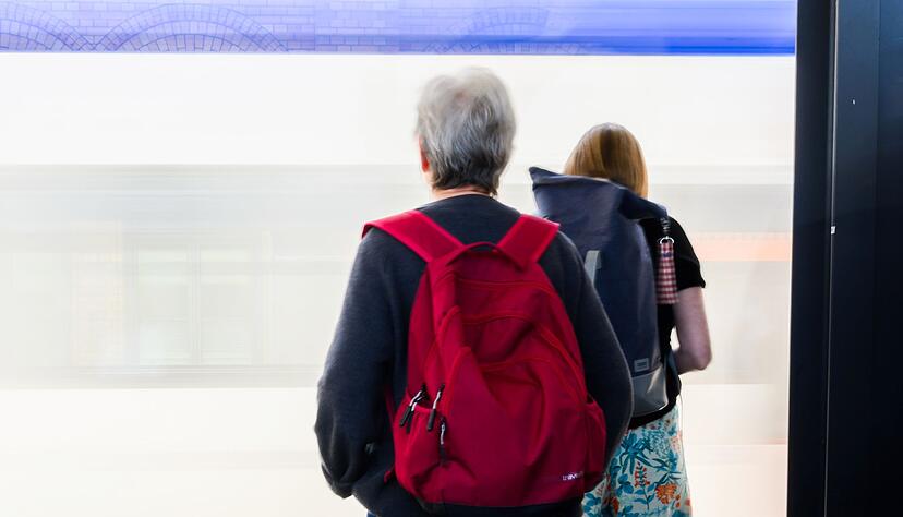 Im Alter sind viele noch mobil f&uuml;r den Job oder f&uuml;r die Rente. (Archivbild)