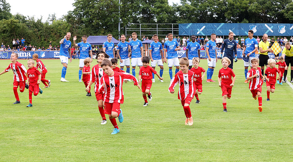 Freundschaftsspiel Hoffenheim gegen Heidenheim in Brackenheim Freundschaftsspiel Hoffenheim gegen Heidenheim in Brackenheim