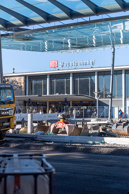 Am Ende soll dort ein drittes Stadtbahn-Gleis und ein zweiter Bahnsteig stehen.