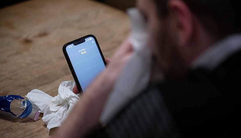 Friedrich Merz macht die telefonische Krankschreibung f&uuml;r den in seinen Augen hohen Krankheitsstand verantwortlich. Dem widersprechen zahlreiche Mediziner.