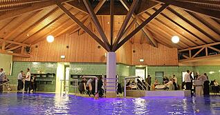 Im Solebad soll man k&uuml;nftig nicht nur baden, sondern auch heiraten k&ouml;nnen. Das hat der Gemeinderat Niedernhall beschlossen.
Foto: Tamara Ludwig