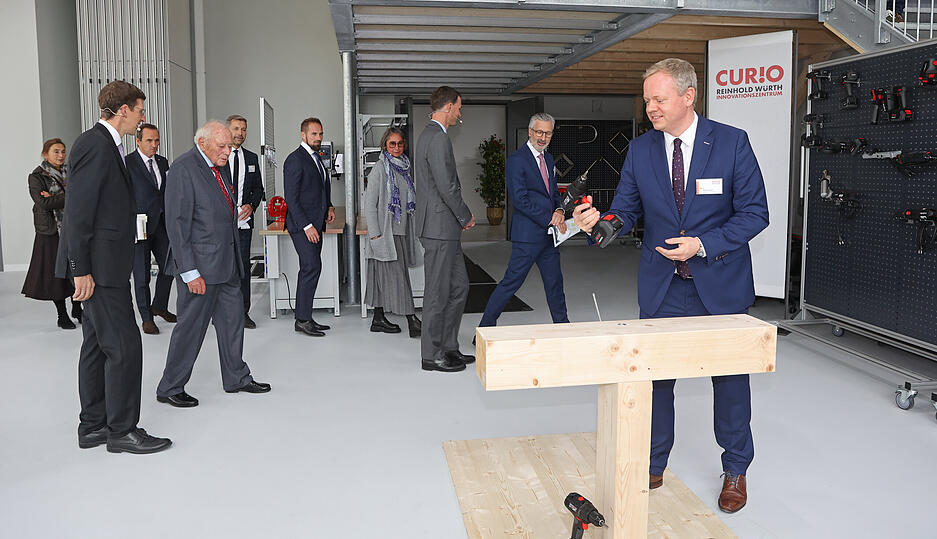 Einweihung Würth-Innovationszentrum CURIO in Künzelsau-Gaisbach mit Reinhold Würth