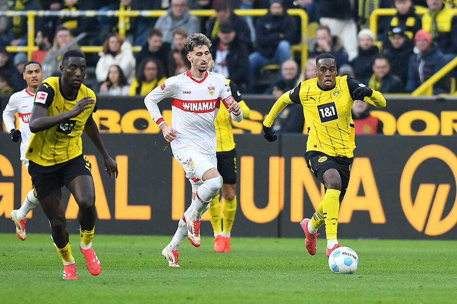 Atakan Karazor: Steuerte das Spiel vor der Abwehr und sorgte erneut für Stabilität und Ruhe. Karazor ist nicht der auffälligste Spieler, aber einer der wichtigsten. Note: 2