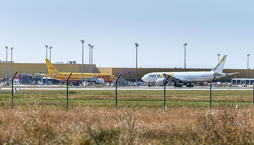 Die deutschen Sicherheitsbeh&ouml;rden gehen davon aus, dass hinter der Platzierung von Brands&auml;tzen in Luftfracht-Paketen russische Auftraggeber stehen.