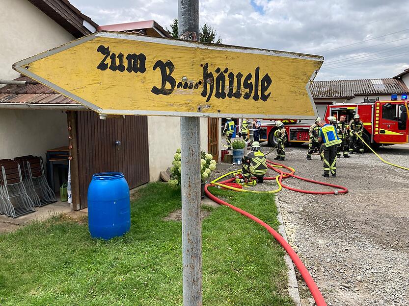 Brand auf landwirtschaftlichem Hof in Obereisesheim