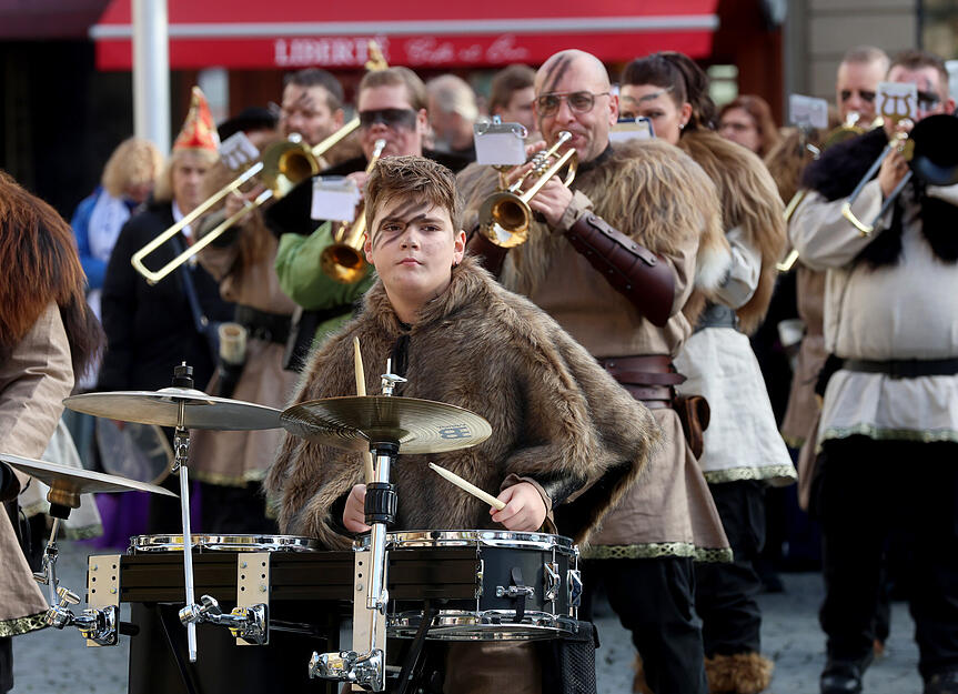 Mit einem dreifach kräftigen „Trolli Helau!“ startet Heilbronn in den Fasching.