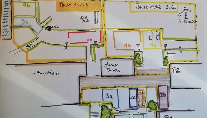 Plan für die Pausenzeiten im Hof der Grundschule Biberach. Foto: Schwarzbürger Plan für die Pausenzeiten im Hof der Grundschule Biberach. Foto: Schwarzbürger