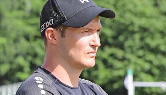 Türkspor-Trainer Julian Grupp hofft auf den zweiten Sieg.
Foto: Alexander Bertok Türkspor-Trainer Julian Grupp hofft auf den zweiten Sieg.
Foto: Alexander Bertok