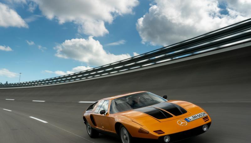 Mit seiner keilförmigen Silhouette musste sich der C111 nicht vor anderen Supersportwagen verstecken.