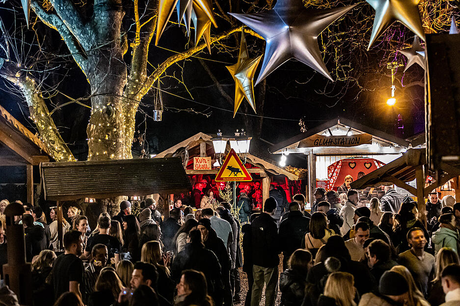 Auch der Winterdorf-Außenbereich lockt Besucher in den Foodcourt. Auch der Winterdorf-Außenbereich lockt Besucher in den Foodcourt.