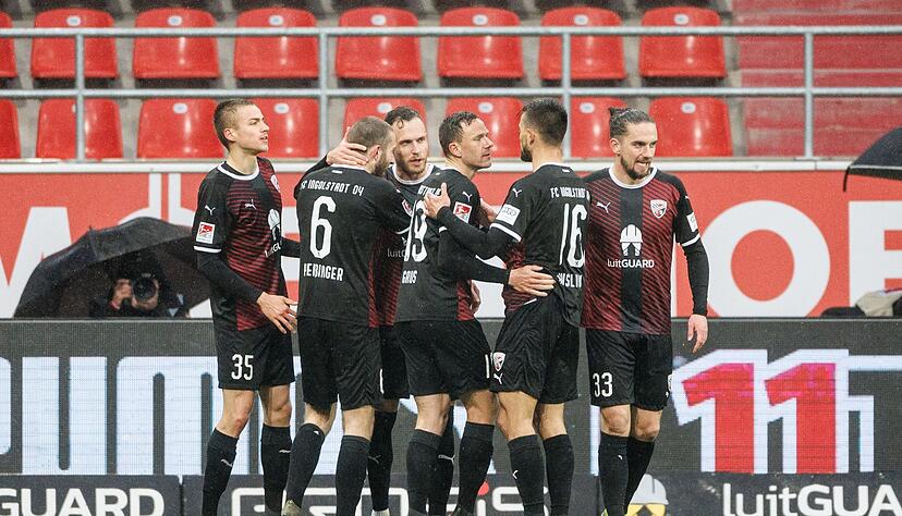 Der FC Ingolstadt hat in Unterzahl gegen Aue gesiegt.
