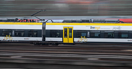 Ein Regionalzug des privaten Bahnbetreibers Abellio. Foto: dpa