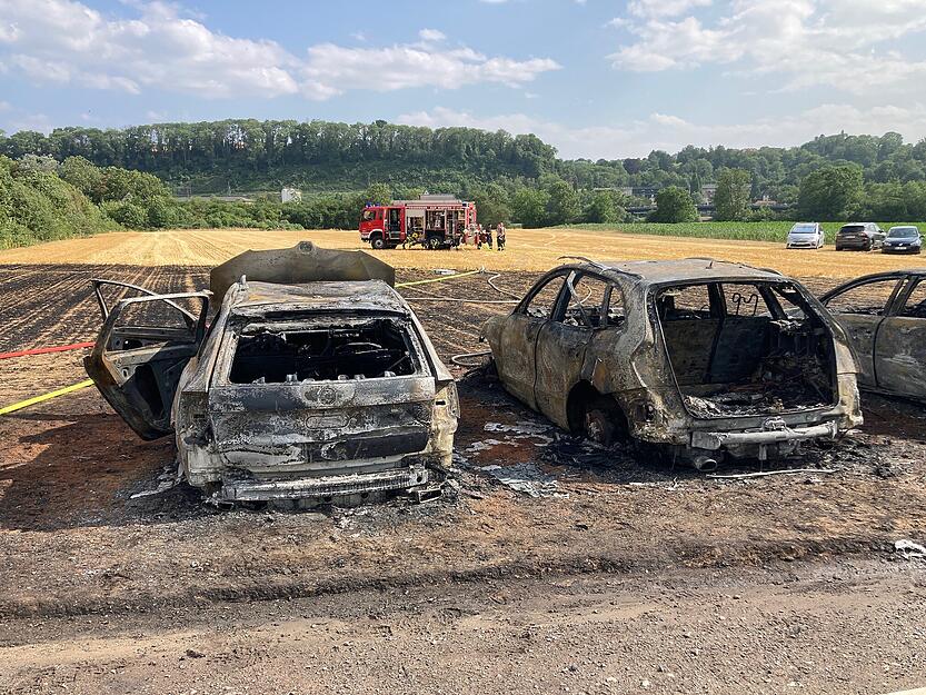 Brand auf Stoppelfeld beim Bad Wimpfener Talmarkt