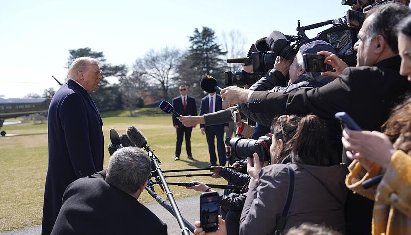 &laquo;Es k&ouml;nnte durchaus zu einer friedlichen &Uuml;bernahme Kubas kommen&raquo;, sagt US-Pr&auml;sident Trump - und l&auml;sst viele Fragen offen.