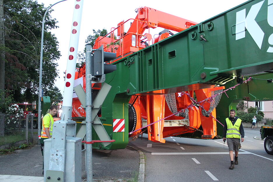 Schwertransport durch die Region