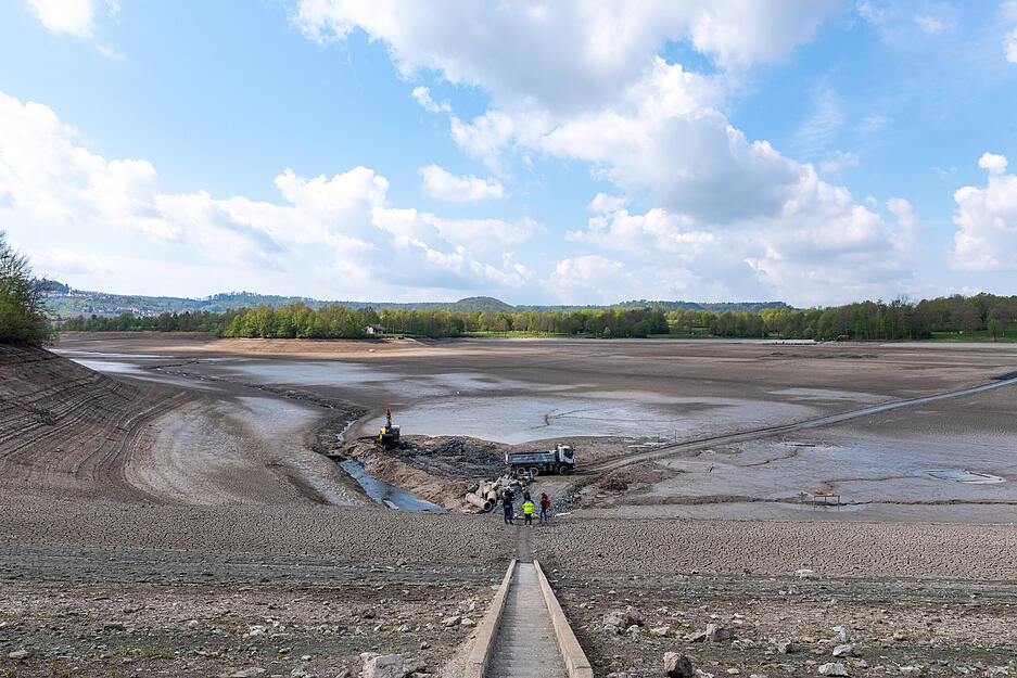 Sanierungsarbeiten am Breitenauer See