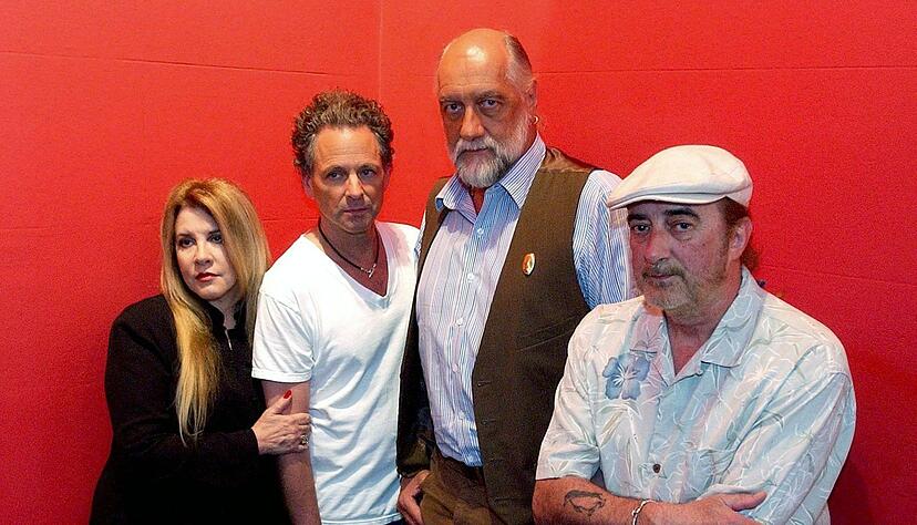 Gerüchten zufolge könnten die vier verbleibenden Mitglieder von Fleetwood Mac, Stevie Nicks, Lindsey Buckingham, Mick Fleetwood und John McVie, noch ein letztes Mal gemeinsam auf Tournee gehen. (Archivbild) Gerüchten zufolge könnten die vier verbleibenden Mitglieder von Fleetwood Mac, Stevie Nicks, Lindsey Buckingham, Mick Fleetwood und John McVie, noch ein letztes Mal gemeinsam auf Tournee gehen. (Archivbild)