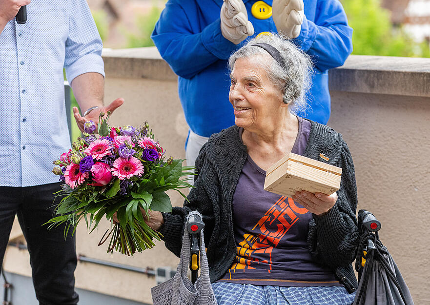 Die 85-J&auml;hrige begeistert sich schon lange f&uuml;r Fahrgesch&auml;fte:  &bdquo;Ich wollte als Kind nicht mehr aus dem Karussell aussteigen.&ldquo;