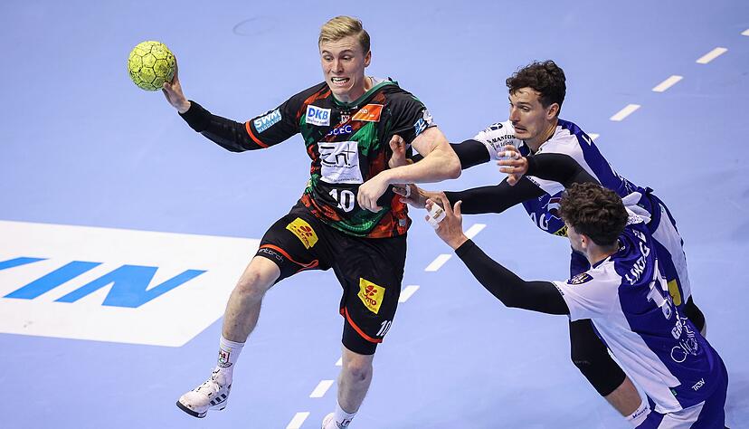 Packt ab der kommenden Saison für Stuttgart zu: Philipp Meyer (r). (Archivfoto) Packt ab der kommenden Saison für Stuttgart zu: Philipp Meyer (r). (Archivfoto)