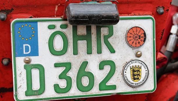 ÖHR, für viele bedeutet das Nummernschild eine Identifikation mit ihrer Stadt. Das Landratsamt hält aber am Kennzeichen KÜN fest.Foto: Archiv/Renk ÖHR, für viele bedeutet das Nummernschild eine Identifikation mit ihrer Stadt. Das Landratsamt hält aber am Kennzeichen KÜN fest.Foto: Archiv/Renk