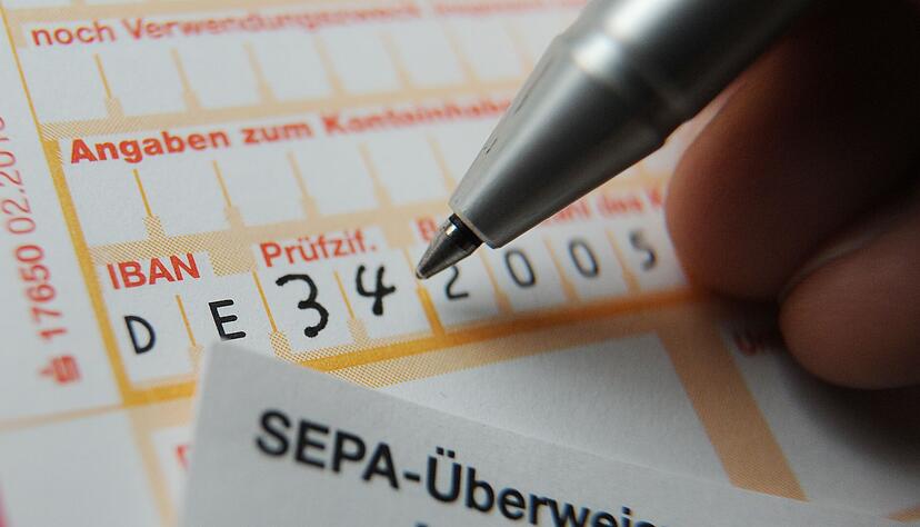 Die Banken müssen die EU-Vorgaben im Oktober umsetzen. (Symbolbild)
