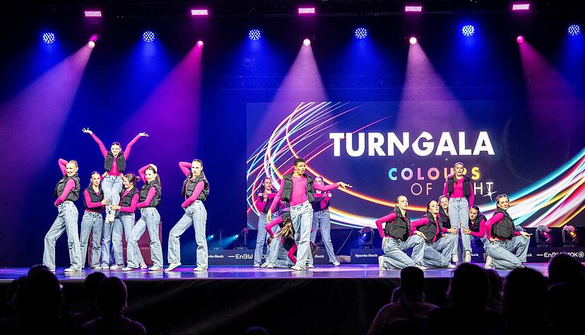 urn-Gala des Schwäbischen und Badischen Turnerbundes in der Harmonie urn-Gala des Schwäbischen und Badischen Turnerbundes in der Harmonie