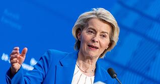 &laquo;Die Idee, dass wir uns einfach zur&uuml;ckziehen und aus dieser chaotischen Welt verabschieden k&ouml;nnen, ist nichts als ein Trugschluss&raquo;, sagte Ursula von der Leyen. (Archivbild)