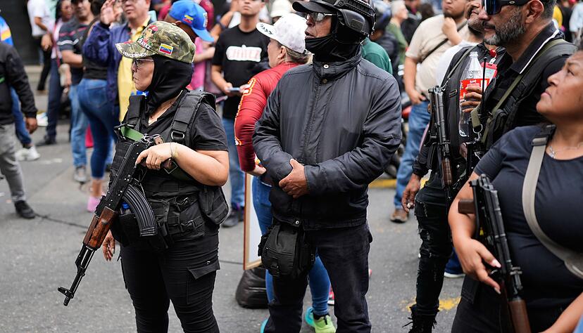 Venezuela sucht nach Kollaborateuren des US-Angriffs. Venezuela sucht nach Kollaborateuren des US-Angriffs.