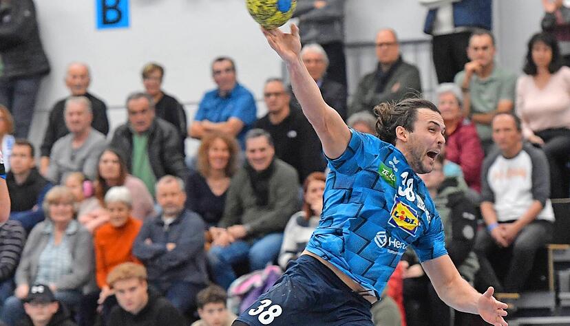 Kevin Bitz warf in seinen 20 Einsatzminuten für den TSB Horkheim alles rein. In einer ausgeglichenen Partie gegen die SG Pforzheim-Eutingen machte der 32-Jährige den entscheidenden Unterschied.