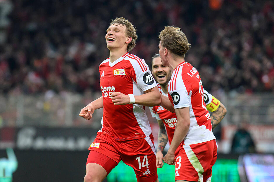 Erst kam der VfB Stuttgart auf 2:2 ran, dann traf Leopold Querfeld zum 3:2 aus 30 Metern.