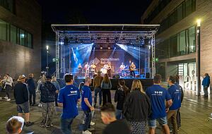 Um das Musikprogramm mit regionalen Künstlern kümmert sich auch dieses Mal wieder die Heilbronner Maschinenfabrik.