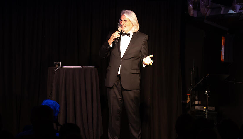 Das muss man mögen oder aushalten: „Des rendiert sich zom vr’zehla“ mit Wolfgang Seljé auf dem Theaterschiff Heilbronn. Das muss man mögen oder aushalten: „Des rendiert sich zom vr’zehla“ mit Wolfgang Seljé auf dem Theaterschiff Heilbronn.