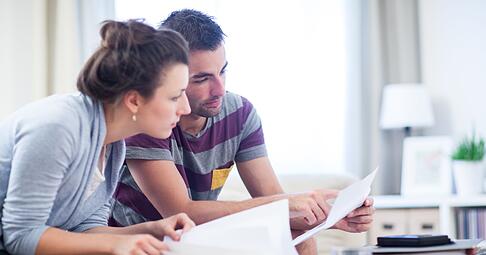 Viele Versicherungsbeitr&auml;ge werden im Januar f&auml;llig: Der Jahresstart ist ein guter Zeitpunkt, um den eigenen Versicherungsschutz zu &uuml;berpr&uuml;fen.