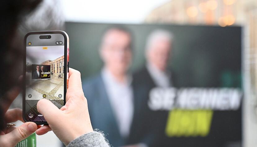 Die Kampagne der Grünen dürfte komplett auf Özdemir zugeschnitten sein und ihn als natürlichen Nachfolger des beliebten Kretschmann darstellen. Die Kampagne der Grünen dürfte komplett auf Özdemir zugeschnitten sein und ihn als natürlichen Nachfolger des beliebten Kretschmann darstellen.