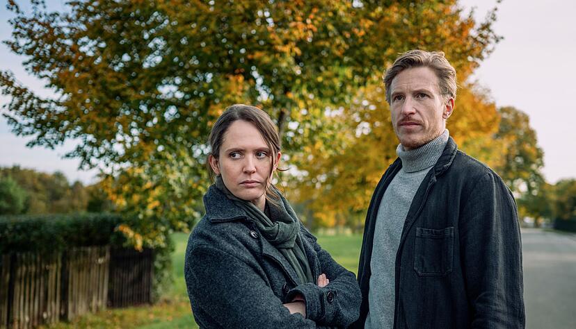 Murphy und Herbst scheinen Gefallen aneinander zu finden, doch beide bringen einiges an emotionalem Gep&auml;ck mit.