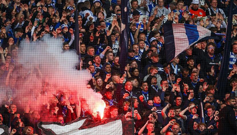 Rekordkulisse für ein Niederrheinpokal-Spiel: 27.000 Zuschauer in Duisburg.