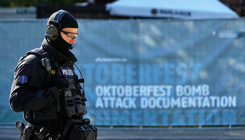 Das Münchner Oktoberfest bleibt wegen einer Sprengstoffdrohung am Mittwoch bis mindestens 17 Uhr geschlossen.