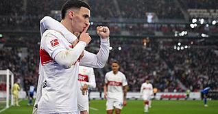 Bilal El Khannouss bejubelt hier sein Tor zum 4:0 gegen den Hamburger SV. Der VfB Stuttgart ist Dritter und liegt in starker Ausgangsposition f&uuml;r den Saisonendspurt.