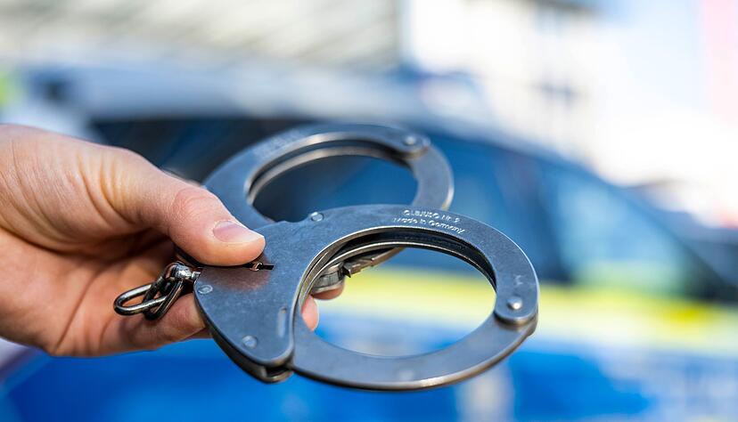 Die Aktion endete für eine Frau in polizeilichem Gewahrsam. (Symbolbild) Die Aktion endete für eine Frau in polizeilichem Gewahrsam. (Symbolbild)