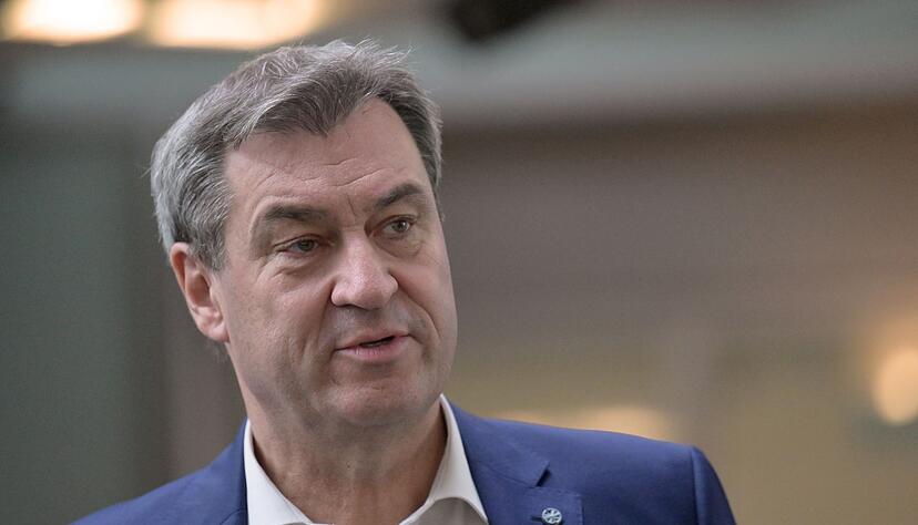 «Die Ampel muss die für Januar vorgesehene Erhöhung um ein Jahr verschieben und noch einmal völlig neu ansetzen», sagt CSU-Chef Markus Söder. «Die Ampel muss die für Januar vorgesehene Erhöhung um ein Jahr verschieben und noch einmal völlig neu ansetzen», sagt CSU-Chef Markus Söder.