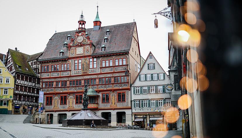 Mitten in der Nacht hat Cem Özdemir in Tübingen geheiratet. Mitten in der Nacht hat Cem Özdemir in Tübingen geheiratet.