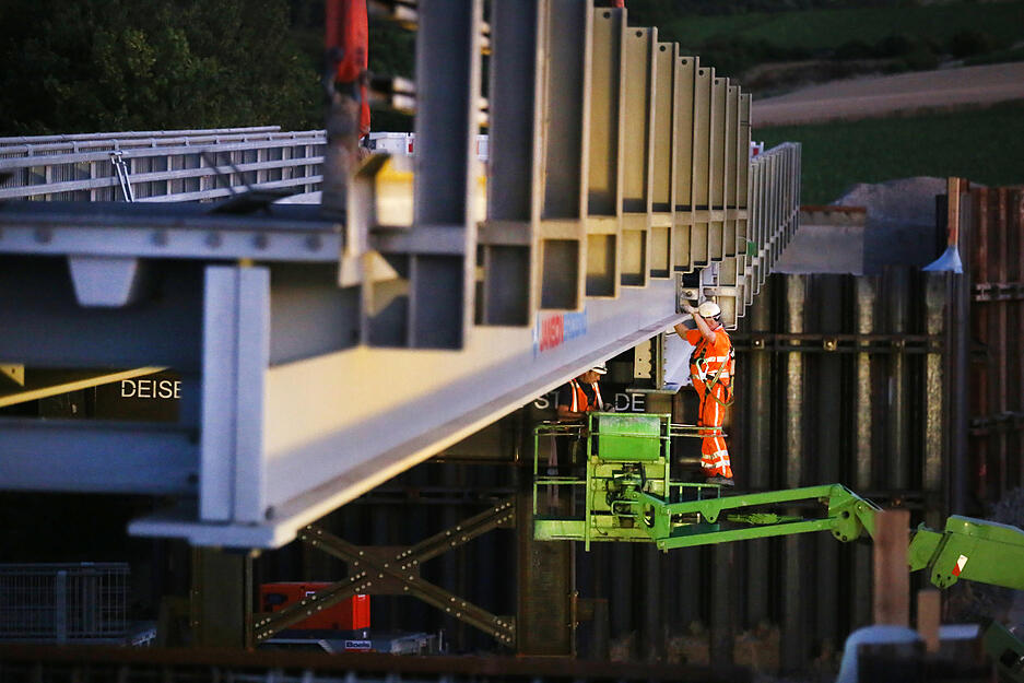 Ersatzbrücke über die Autobahn 6 bei Erlenbach