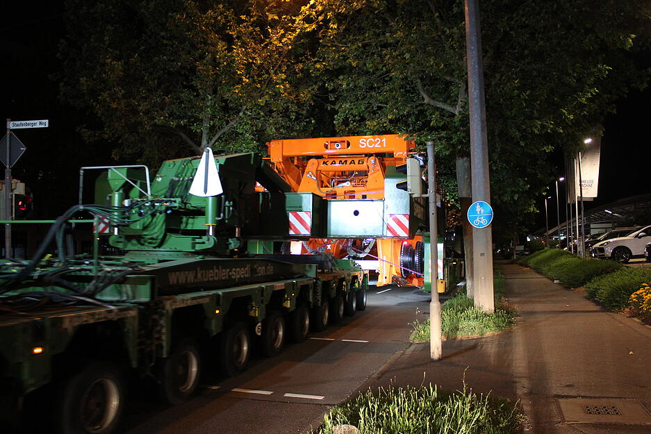 Schwertransport durch die Region