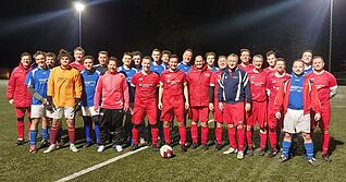 Wie immer standen beim Aufeinandertreffen der Auswahl der Landkreis-Bürgermeister und der Betriebsfußballer der Heilbronner Stimme Spaß und Fairness im Vordergrund.