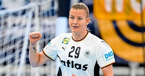Eindeutige Geste: Nationalmannschaftsspielf&uuml;hrerin Antje D&ouml;ll von der Sport-Union Neckarsulm hat in der EM-Qualifikation gegen Slowenien Grund zur Freude gehabt.