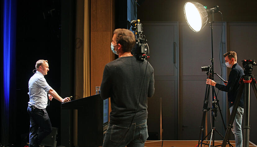 Vorlesung der B&uuml;rger-Uni Heilbronn zum Thema "Wie das Silicon Valley die Welt ver&auml;ndern will" mit Thomas Schulz